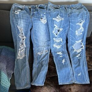 Mid rise tomgirl jeans 2 pairs!!